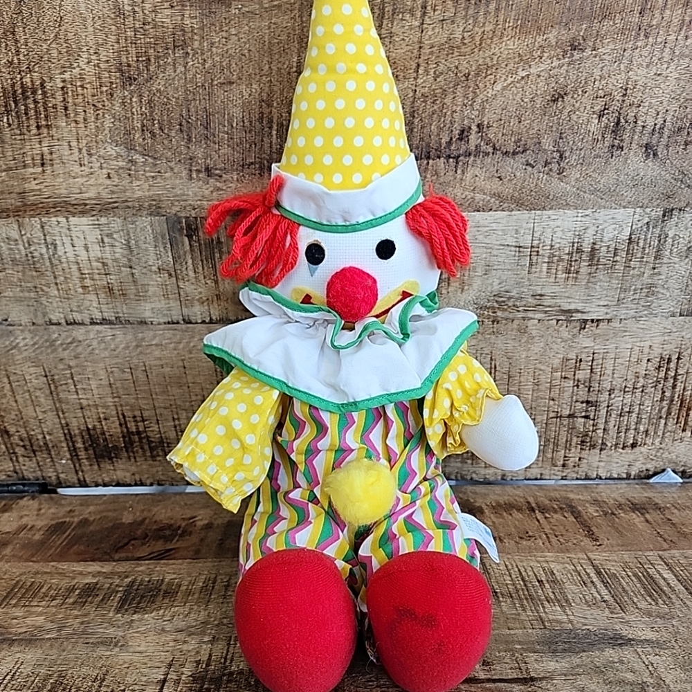 Vintage Plush Sitting Clown By Animal Toys Plus 1982